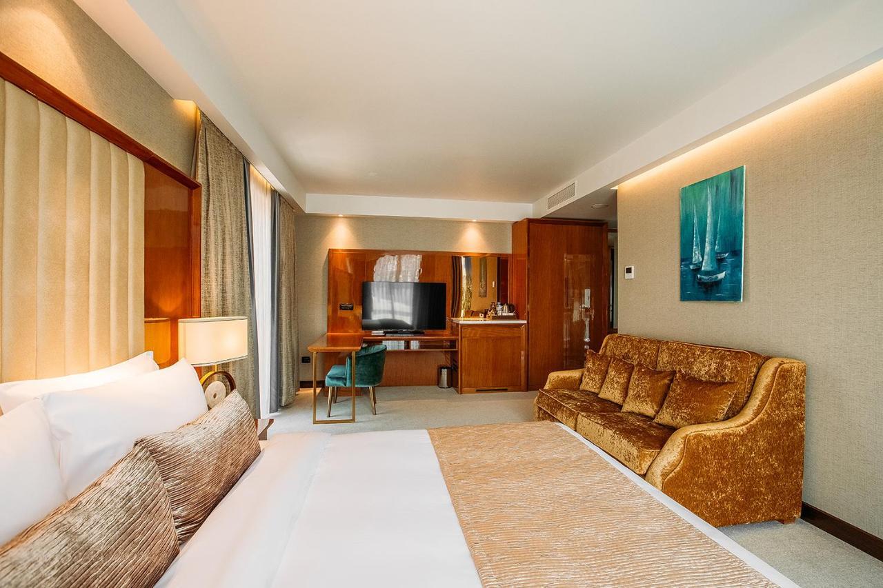 Marjan Plaza Hotel 第比利斯 外观 照片