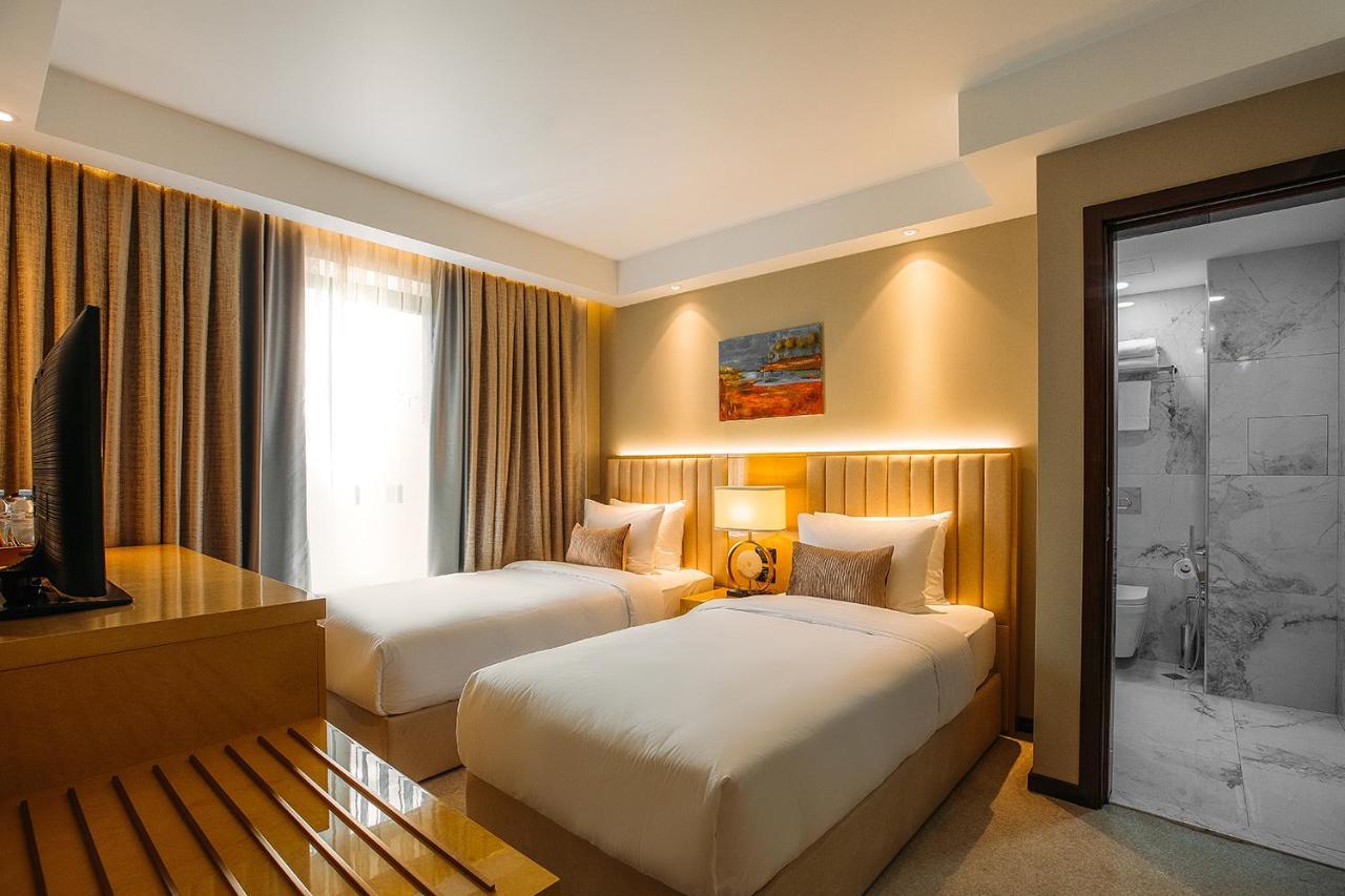 Marjan Plaza Hotel 第比利斯 外观 照片