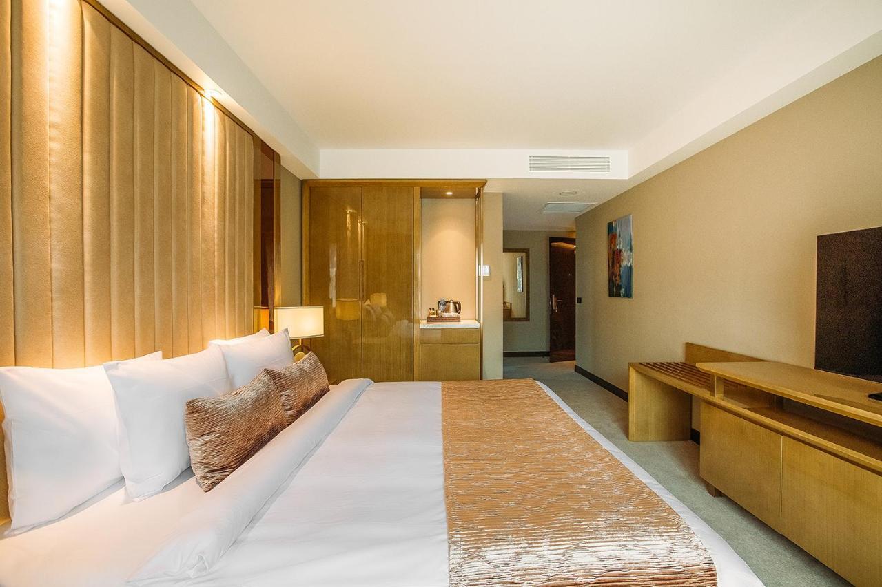 Marjan Plaza Hotel 第比利斯 外观 照片