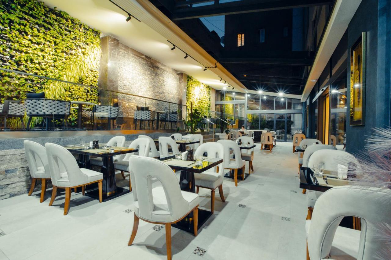 Marjan Plaza Hotel 第比利斯 外观 照片
