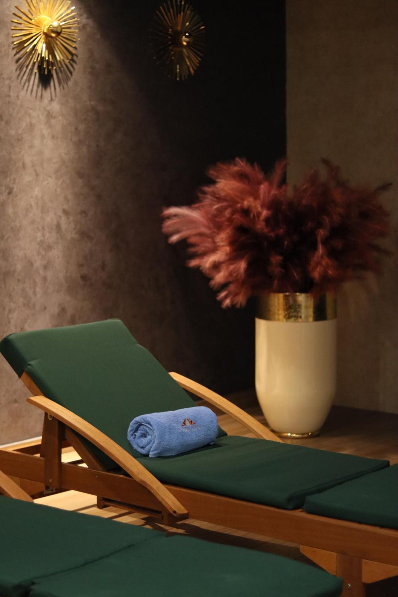 Marjan Plaza Hotel 第比利斯 外观 照片