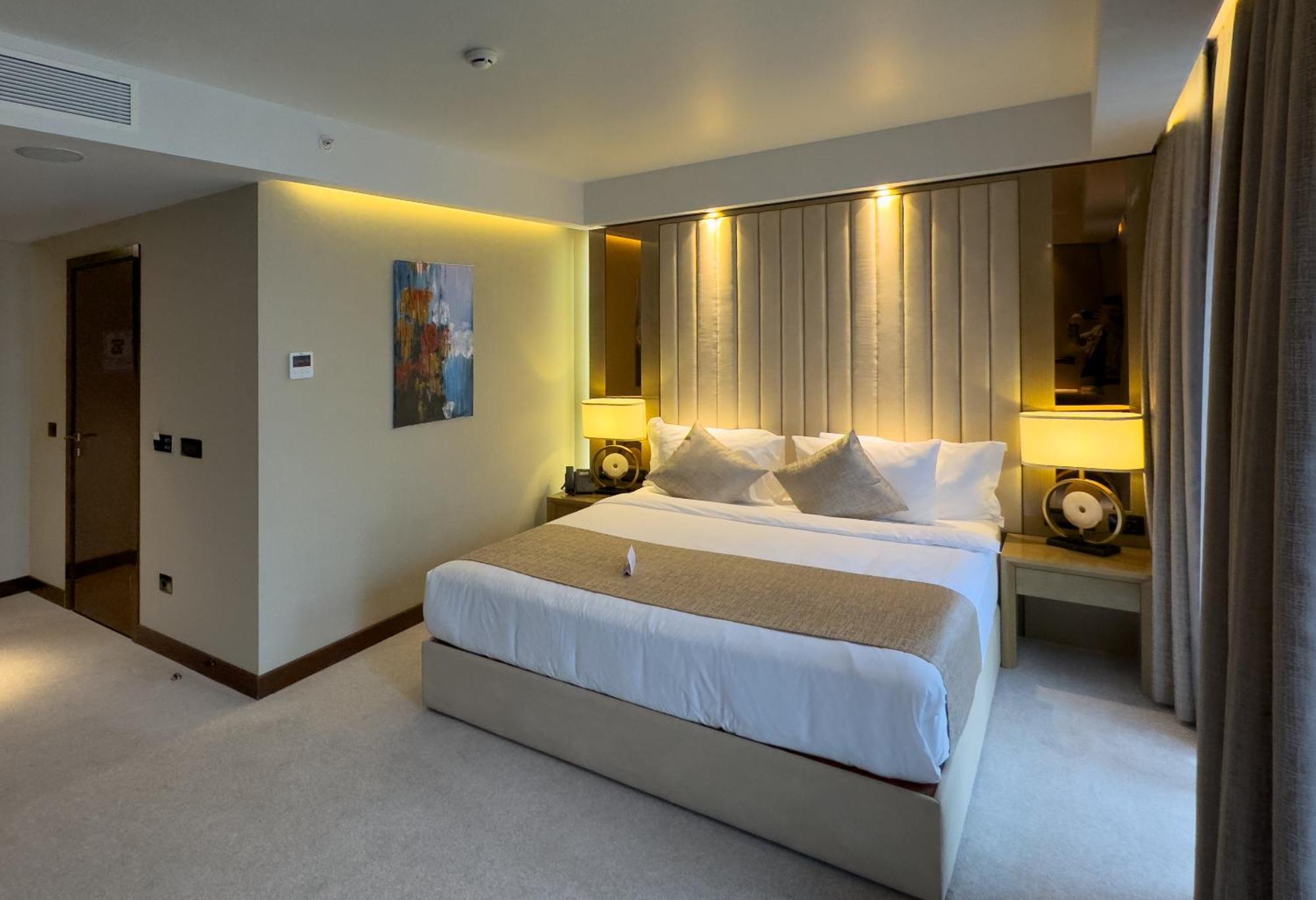 Marjan Plaza Hotel 第比利斯 外观 照片