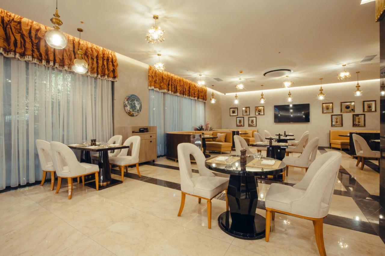 Marjan Plaza Hotel 第比利斯 外观 照片